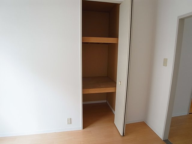 ベルドミールB棟の収納|収納完備しております