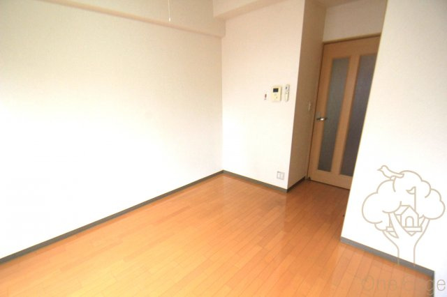 シャルマンフジ天神橋リバーサイドの洋室