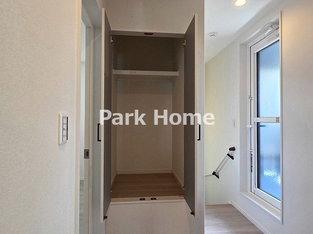 高知市石立町-3号地・新築戸建ての収納|２F:ホール内収納