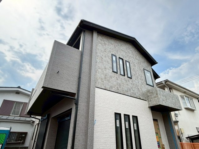 あきる野市雨間　太陽光パネル付き住宅♪