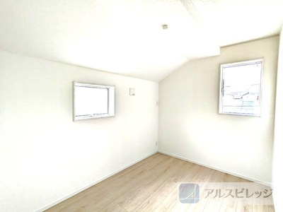 新築｜板橋区赤塚７丁目｜全１棟の洋室|使い勝手のいい洋室です