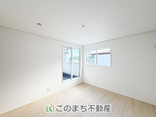 CRADLEGARDEN日光市平ケ崎第1の洋室|南向きで陽当たりの良い洋室♪風通しもよく快適です☆