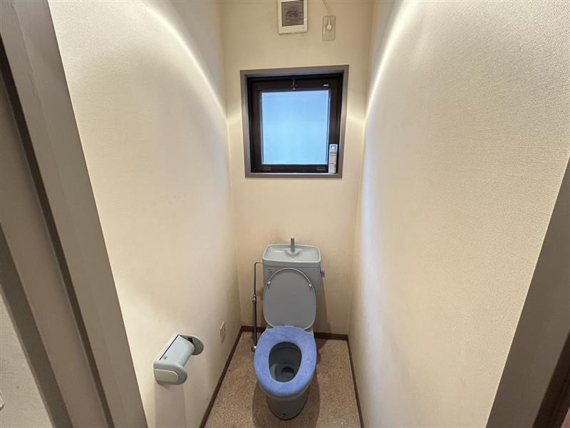 新知台1丁目事務所のトイレ