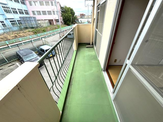 浅野マンションのバルコニー