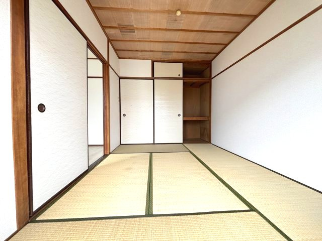 浅野マンションの和室