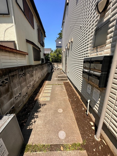 吉祥寺アパートメントのエントランス