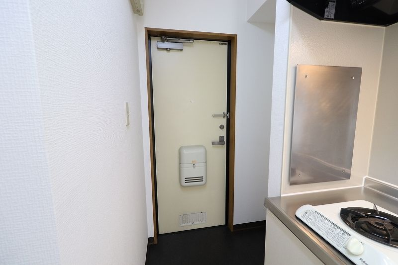 アーバン高宮 112の玄関