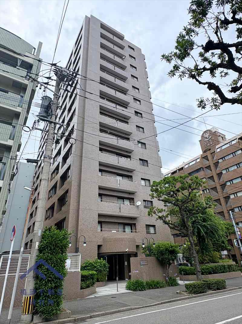 サーパス大博通りの外観