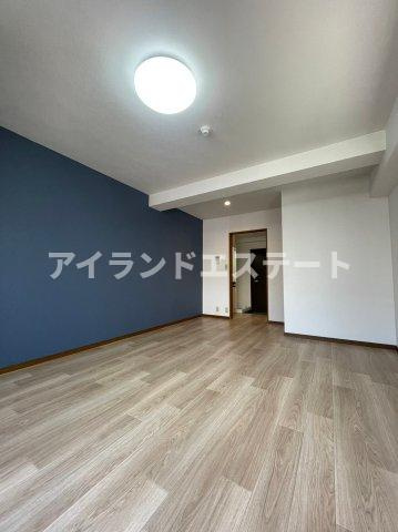 ラ・フォーレ・ドール　バストイレ別　角部屋　洋室11帖の内装