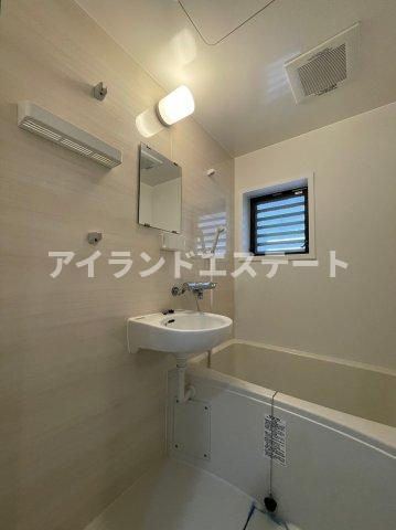 ラ・フォーレ・ドール　バストイレ別　角部屋　洋室11帖の浴室