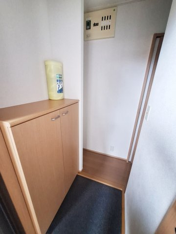クロシェット湘南の玄関