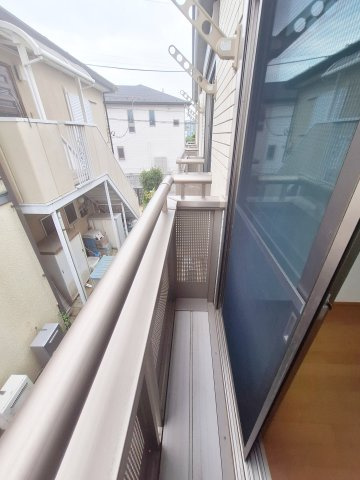 クロシェット湘南のバルコニー