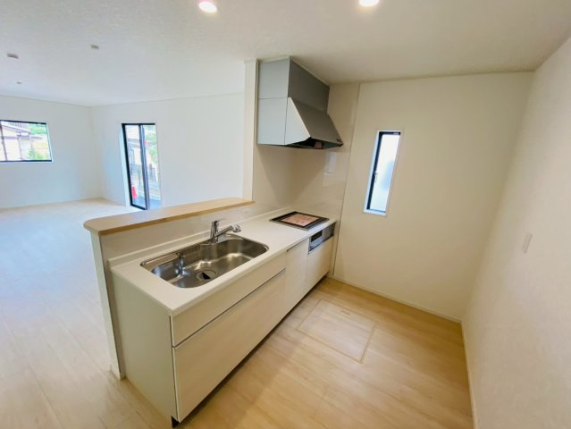 八街に第２０　新築戸建て　3号棟のキッチン