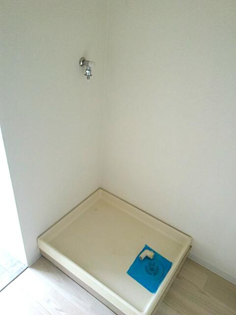 玄関に下駄箱有ります♪