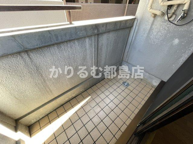 リバティ都島のバルコニー