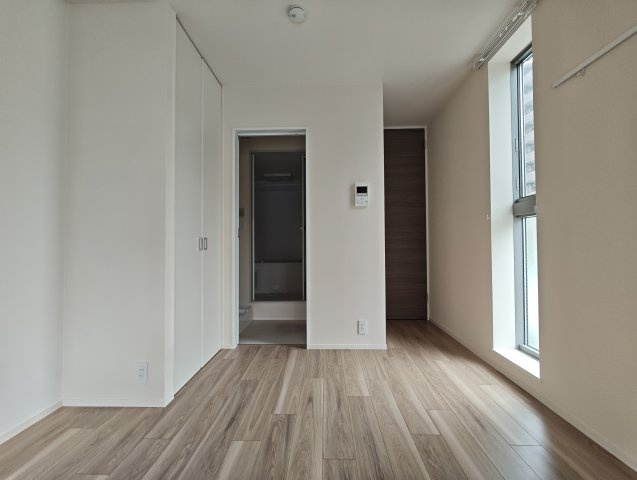 【寝室】ホワイトハウス水道筋