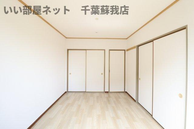 サンベルテ　Ⅴの寝室|落ち着いた色調の寝室です