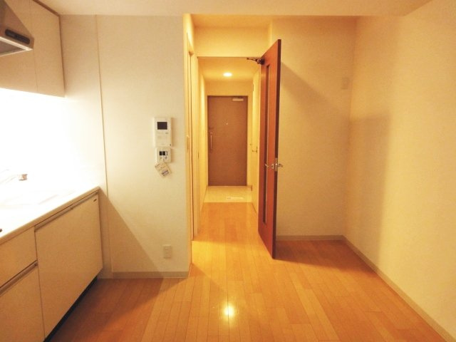 ＫＤＸ宝塚レジデンスの居間・リビング|おしゃれな居間です