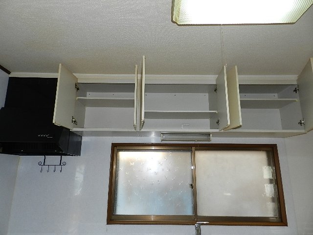 登別市新生町2丁目16-11戸建のキッチン