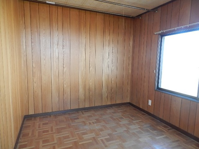 登別市新生町2丁目16-11戸建の内装