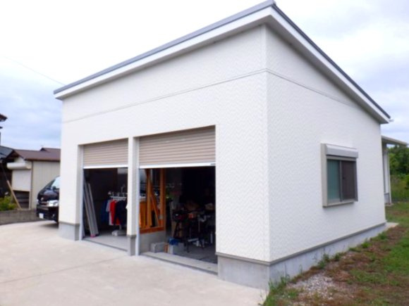 館山市笠名　平屋　ガレージ付の外観|ガレージ