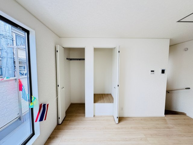 三郷市谷中新築戸建の収納|リビング収納スペース