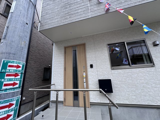 三郷市谷中新築戸建のエントランス|エントランス・玄関ポーチ
