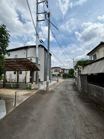 あきる野市草花5期　分譲全4棟　2号区♪の前面道路含む現地写真