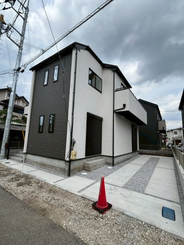 あきる野市草花5期　分譲全4棟　2号区♪の駐車場
