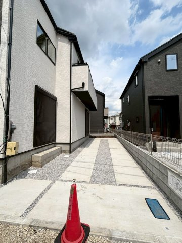 あきる野市草花5期　分譲全4棟　2号区♪の駐車場