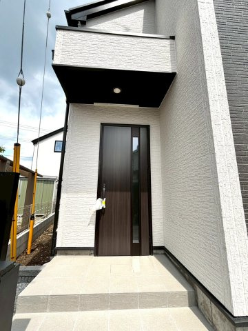 あきる野市草花5期　分譲全4棟　2号区♪の玄関