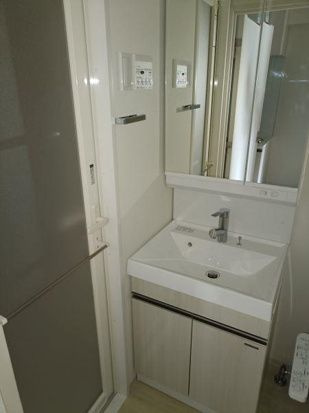 プレール・ドゥーク川口並木の洗面所
