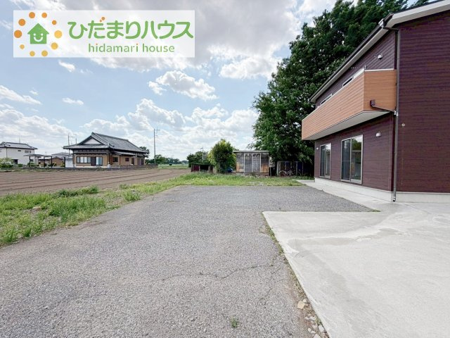 【庭】 | 結城市大字山川新宿　中古戸建 | お子様の元気なお外遊びも、自宅のお庭なら安心ですね(^^♪