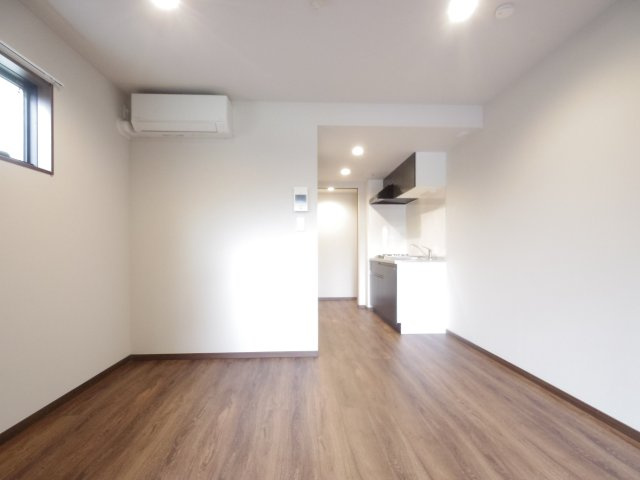 Ｌｕｍｉｎａ　Ｅａｓｔの居間・リビング