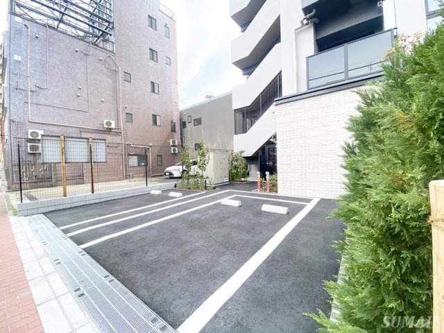 グランエール西日暮里NORTHの駐車場|駐車場です☆