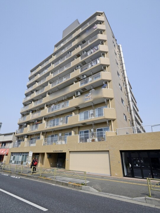 ライオンズマンション上板橋の外観|ライオンズマンション上板橋９階部分のお部屋は通常仲介手数料１５４万４４００円→０円！さらにキャッシュバック１２万円にて即日現地案内可能です！
