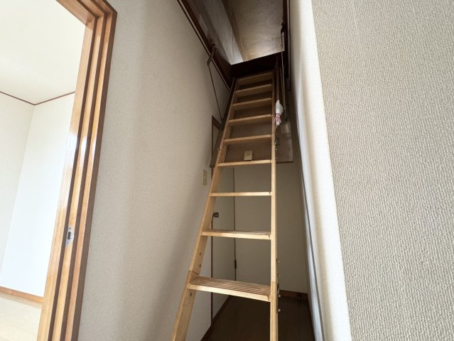 立地が良くすぐにそのまま住めるオシャレな間取り♪屋根裏部屋付き♪熊谷市肥塚の収納
