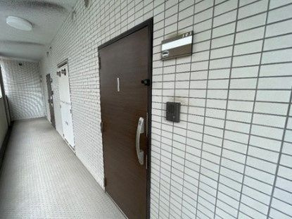 ルミエール岸町のロビー