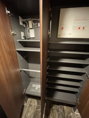 レーベン福岡天神ONETOWER　舞鶴小学校区の収納