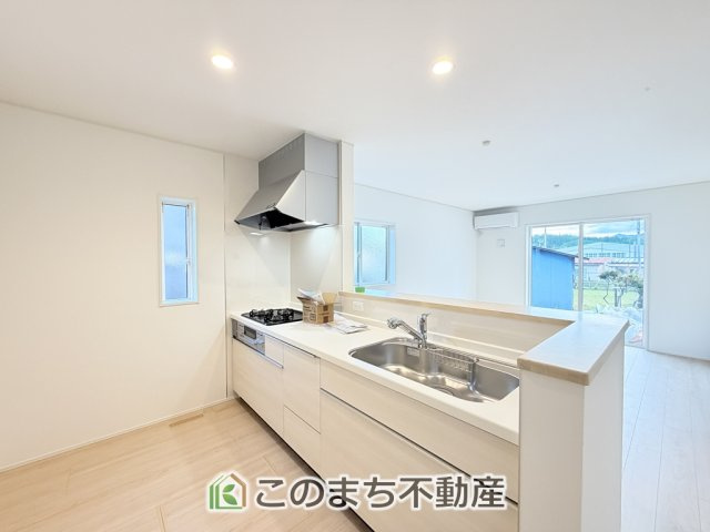 CRADLEGARDEN日光市平ケ崎第1のキッチン|人気の対面式キッチン☆料理をしながらご家族とコミュニケーションが取れます♪