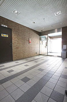 ライオンズマンションお花茶屋駅前通りのロビー
