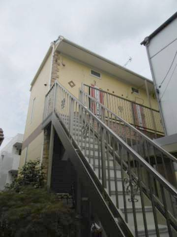川崎市多摩区登戸のアパートの外観