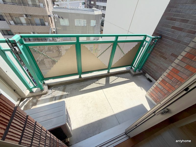 キャナルコート内久宝寺　仲介手数料無料のバルコニー