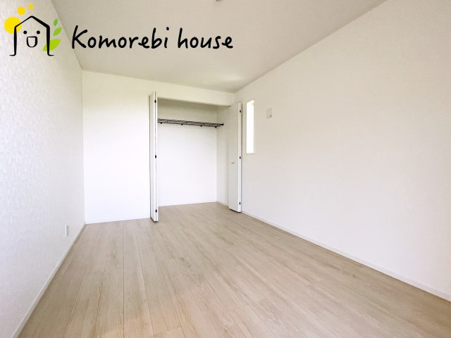 さいたま市見沼区南中丸　第28　新築一戸建て　クレイドルガーデン　01の寝室|ゆとりの広さです