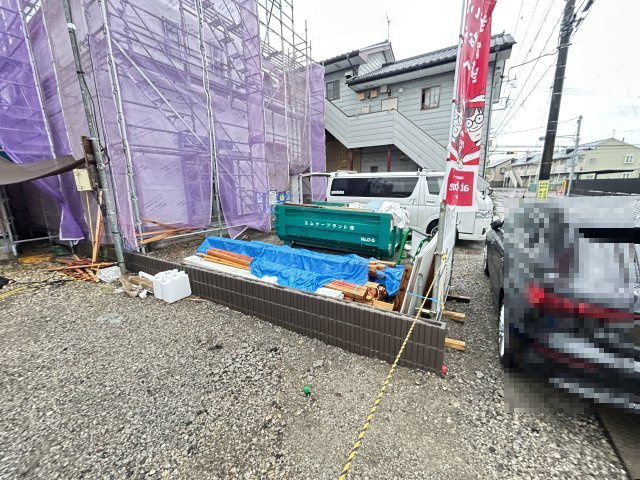 新築　前橋市幸塚町第２　Livele Garden.S　2号棟の駐車場|現地写真　駐車スペースは並列2台分可能です！
