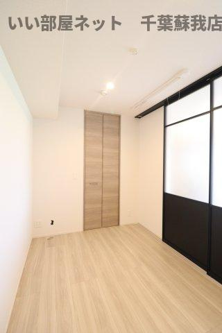 D-ROOM君塚ⅠBの洋室|個人の部屋や寝室として使える洋室です