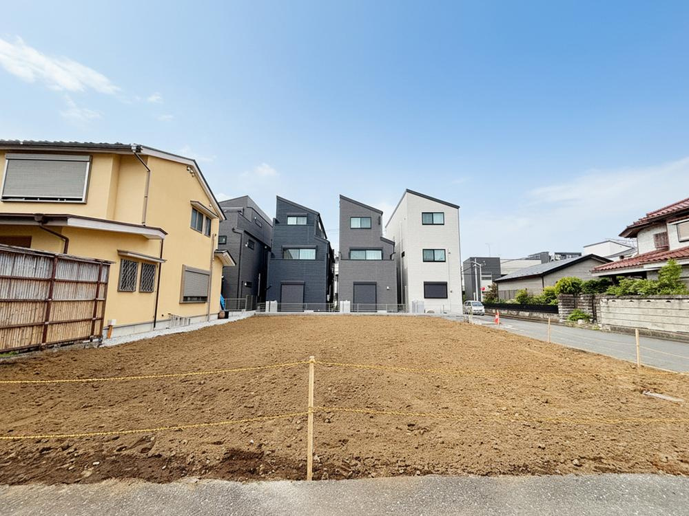 練馬区小竹町2丁目　交通アクセス抜群　静かな環境の全3区画の外観