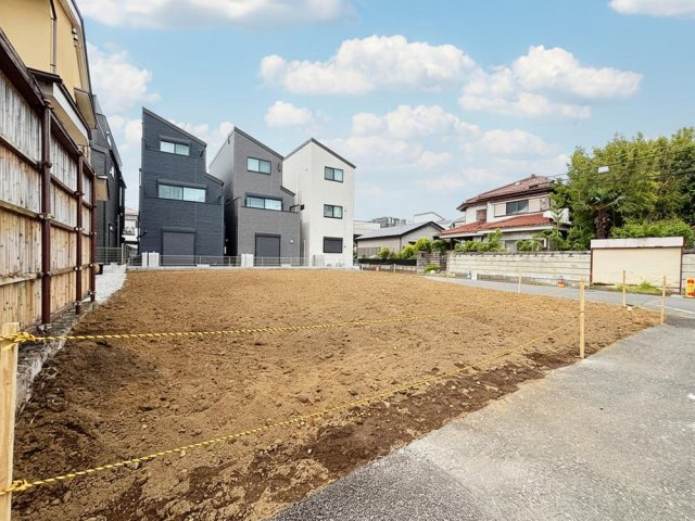 練馬区小竹町2丁目　交通アクセス抜群　静かな環境の全3区画の外観