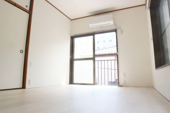 【寝室】 | ポニー海神 | 1日ゆっくりお部屋でくつろぐのも良いですね