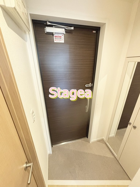 スバルレジデンス北浦和の玄関